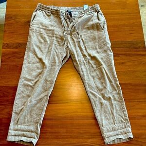 Banana republic athletic fit linen pant. Light and flowy